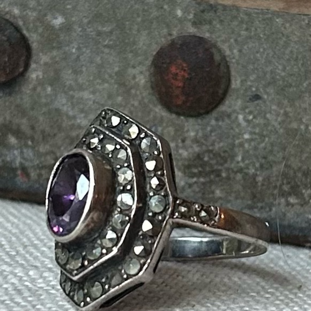 Art Deco Amethyst Sterling Ring - Picture 10 of 14